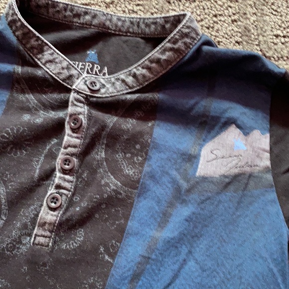 HP 🎉 Sierra Julian tshirt - Picture 2 of 4